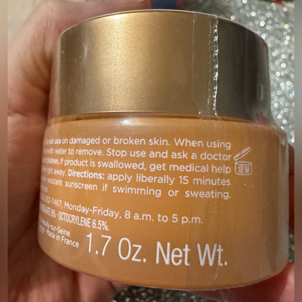 Clarins Firming Day Cream - Picture 6 of 15